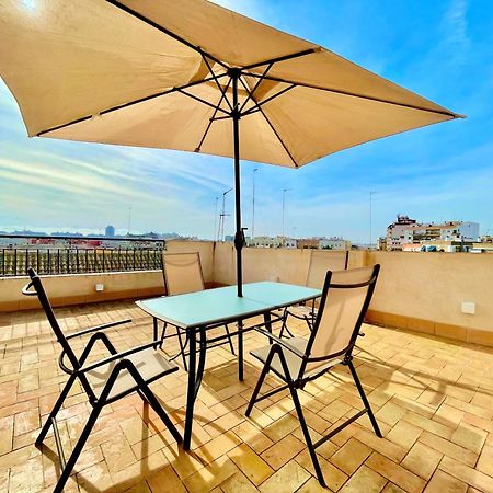 Philippe'S Home Triana Con Terraza Sevilla Exteriér fotografie